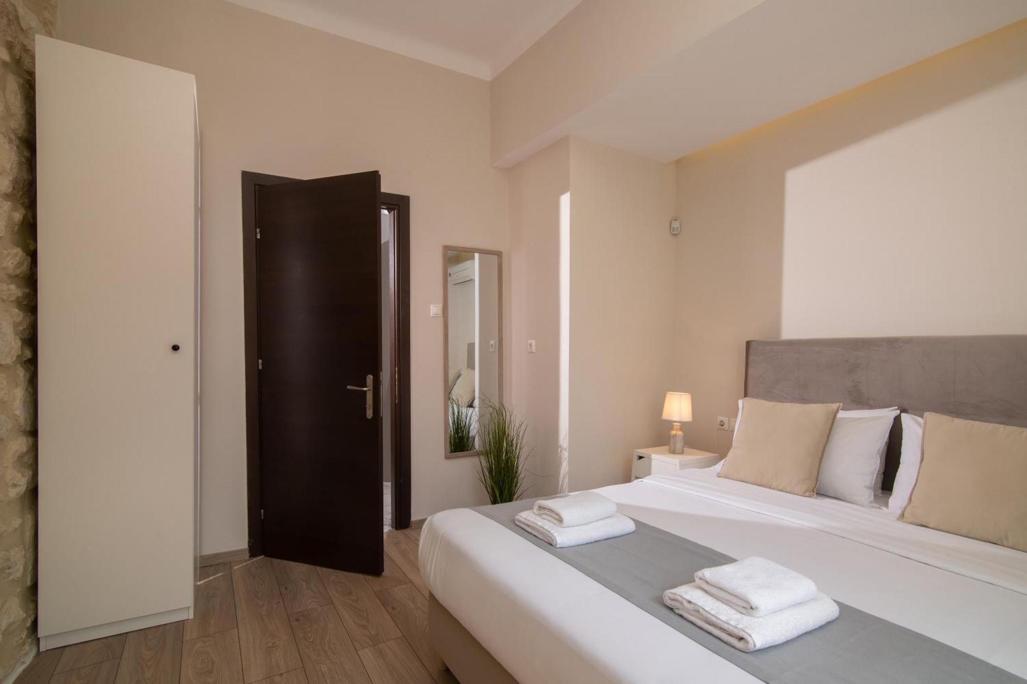 The Central Boutique Apartments Iraklion Buitenkant foto