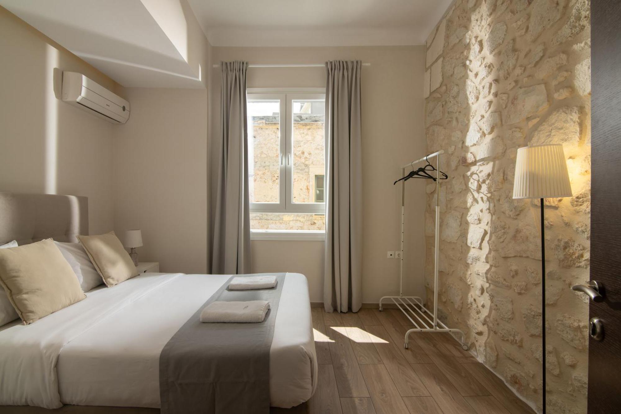 The Central Boutique Apartments Iraklion Buitenkant foto
