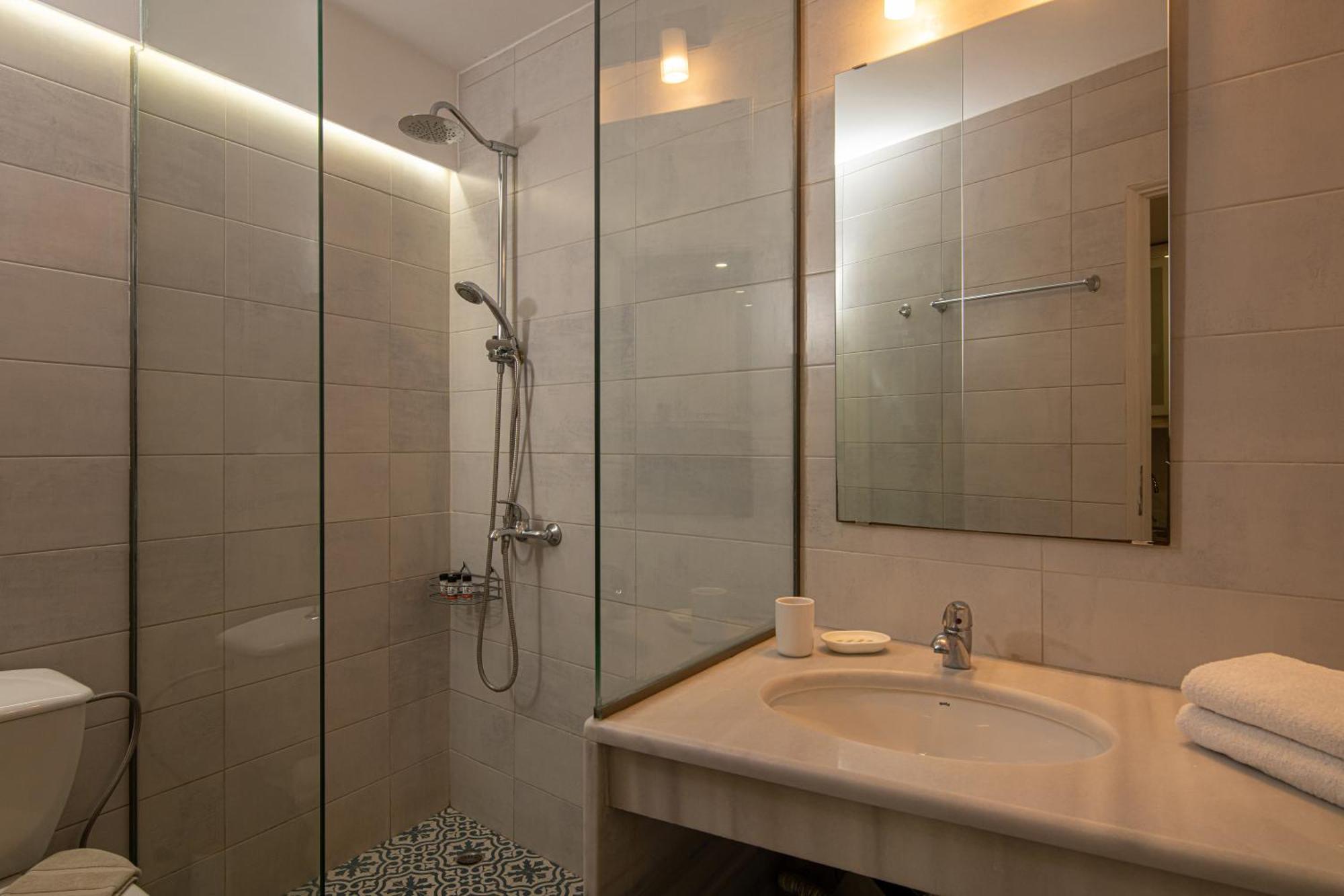 The Central Boutique Apartments Iraklion Buitenkant foto