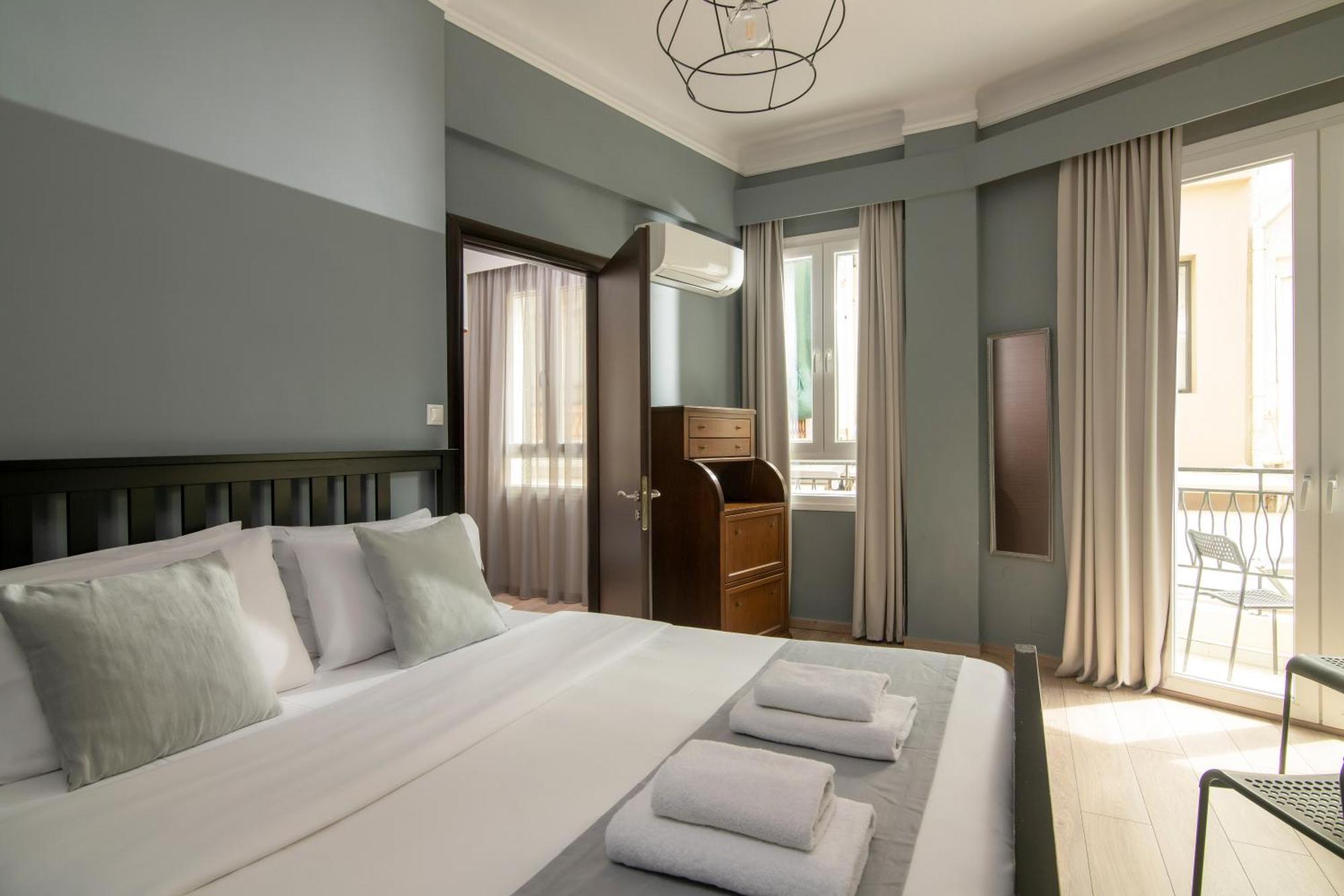 The Central Boutique Apartments Iraklion Buitenkant foto