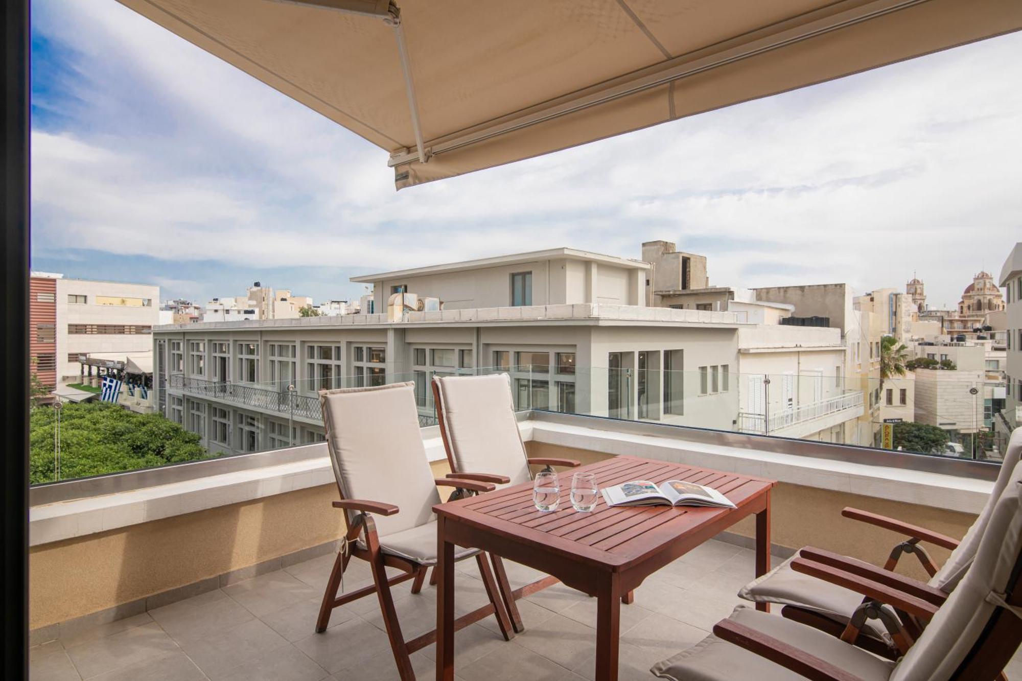 The Central Boutique Apartments Iraklion Buitenkant foto