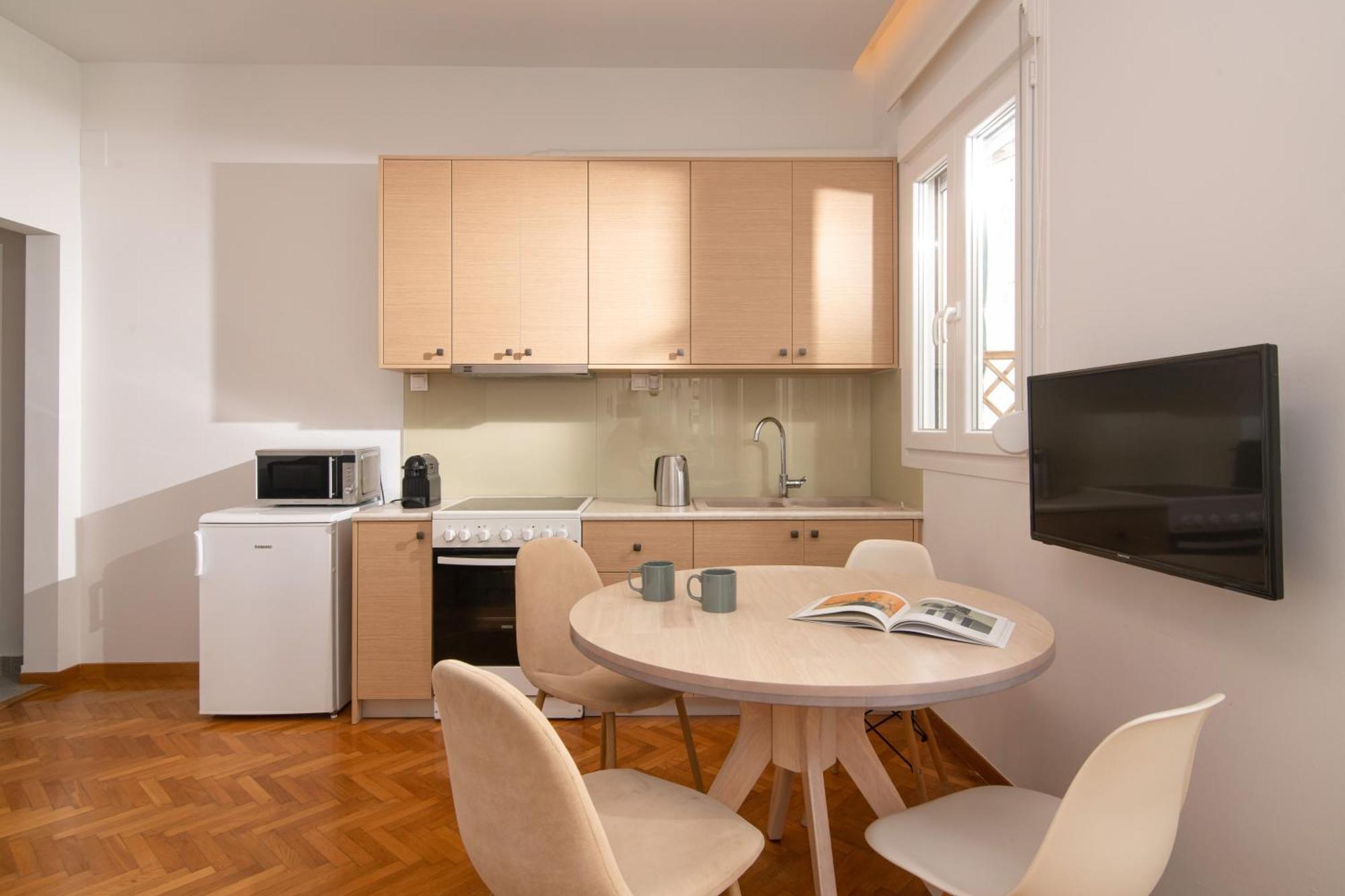 The Central Boutique Apartments Iraklion Buitenkant foto